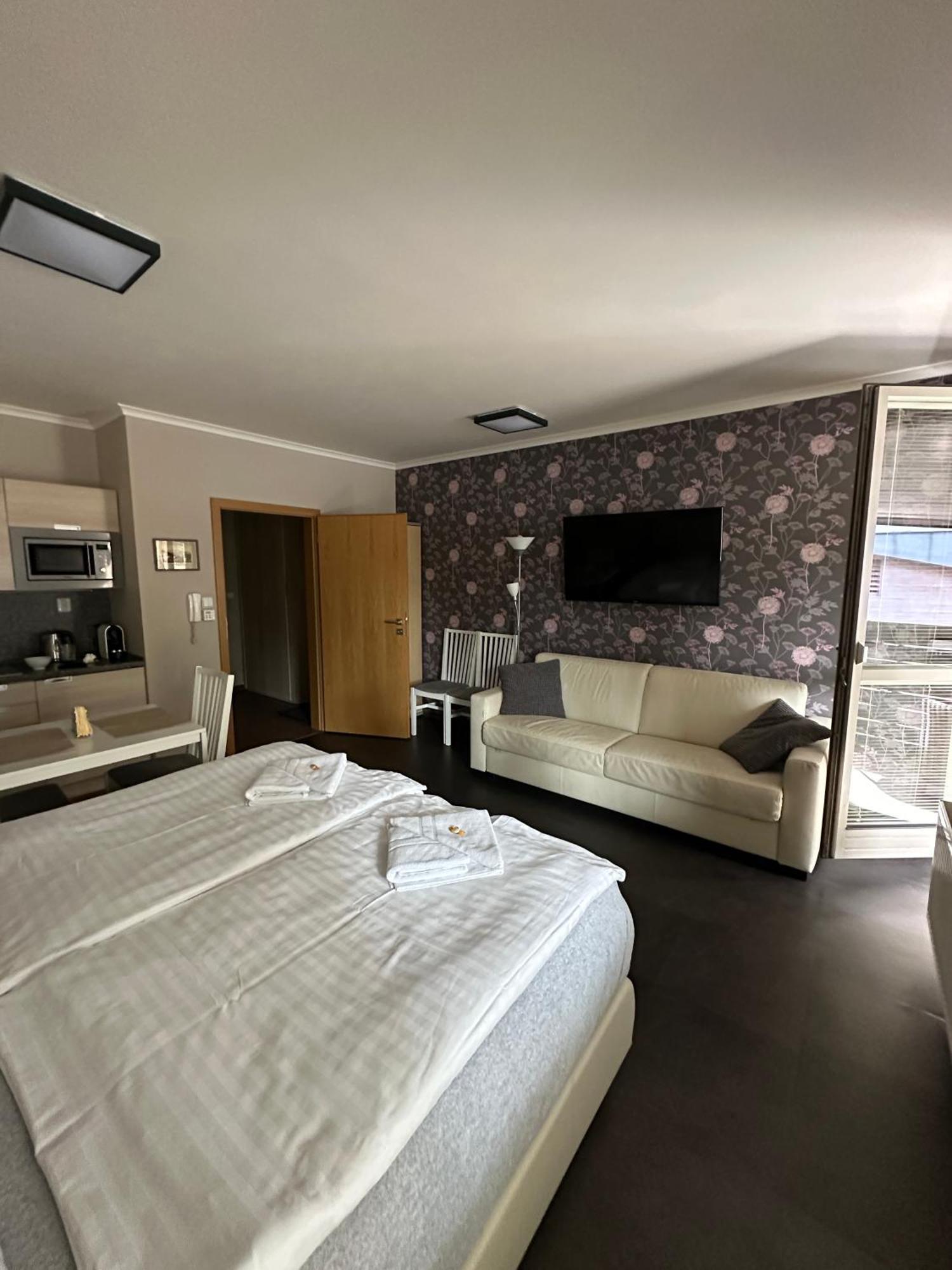 Harrachov Resident Apartments "Terrace & Chill" - High Speed Wifi, Smart Tv, Netflix, Disney Plus Exterior foto