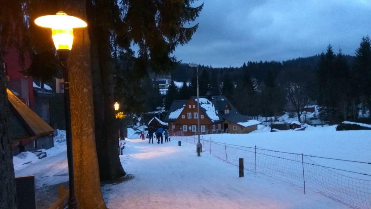 Harrachov Resident Apartments "Terrace & Chill" - High Speed Wifi, Smart Tv, Netflix, Disney Plus Exterior foto