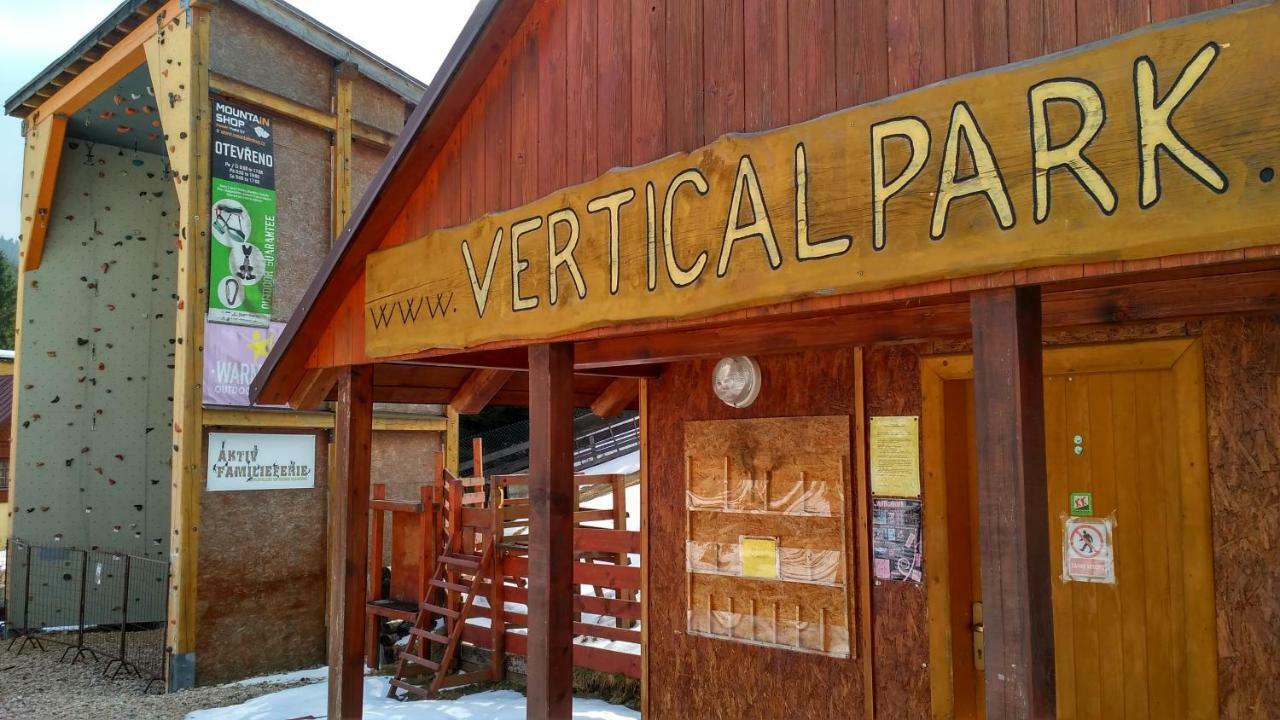 Harrachov Resident Apartments "Terrace & Chill" - High Speed Wifi, Smart Tv, Netflix, Disney Plus Exterior foto